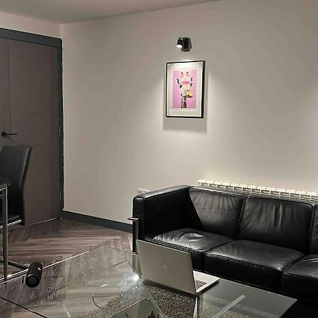 Barnton Apartment Единбург Екстериор снимка